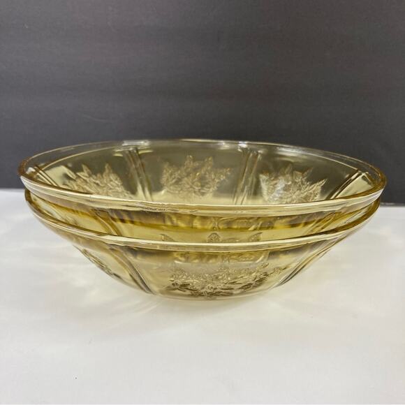 Set Of 2 VTG Anchor Hocking Amber Yellow Mayfair Cabbage Rose Serving Bowl 8.5” - Picture 3 of 6